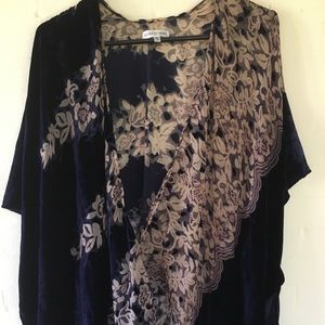 Velvet and shear wrap with sleeves